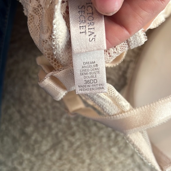 36DD Dream Angels Lined Demi Victoria’s Secret Bra - Picture 4 of 4